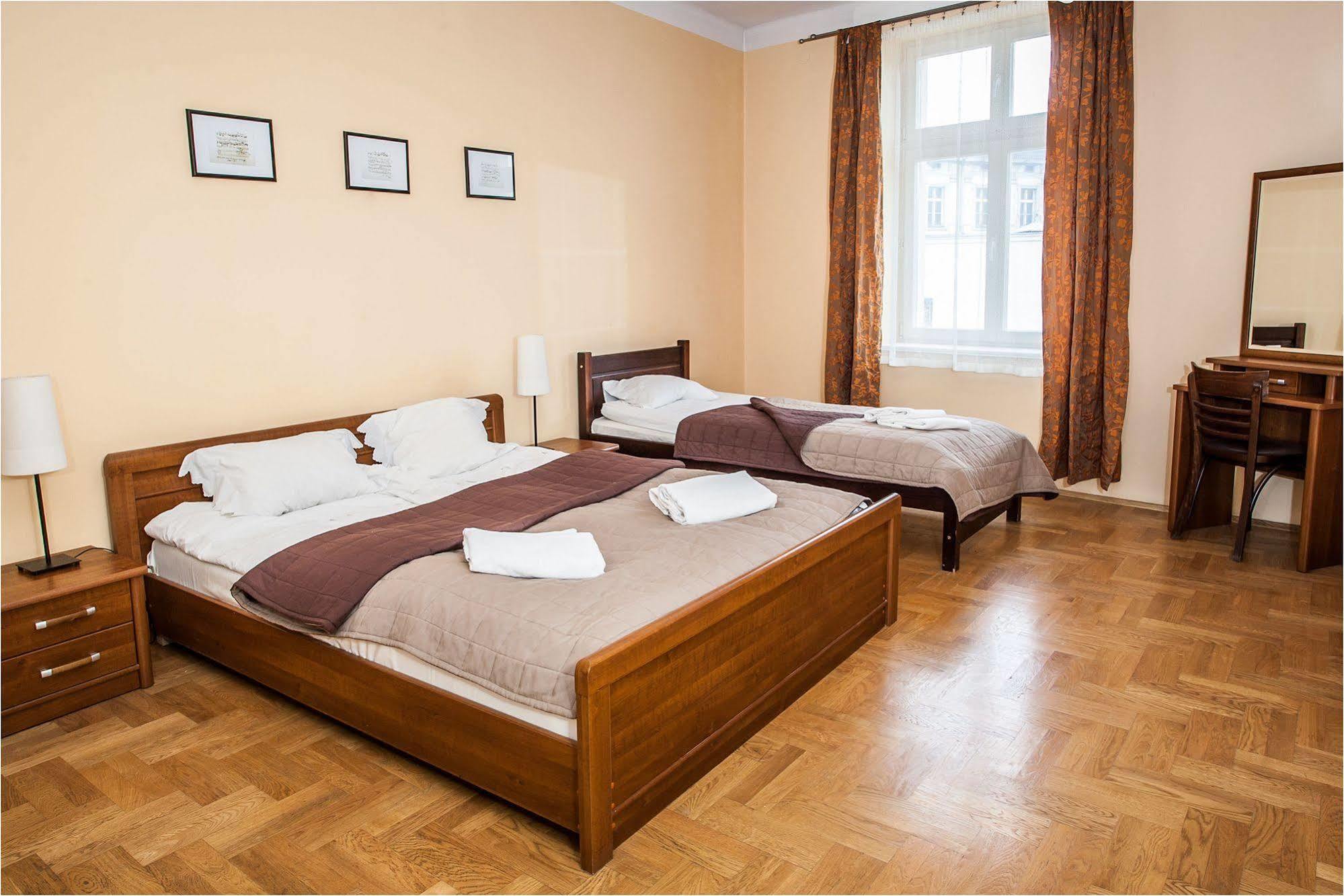 Apartamenty Muzyczny Krakow Luaran gambar